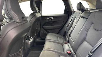 Volvo XC60 2.0 B5P Plus Dark 5dr AWD Geartronic