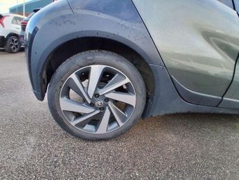 Toyota Aygo X 1.0 VVT-i Edge 5dr Auto