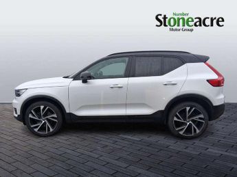 Volvo XC40 2.0 D3 R DESIGN Pro 5dr AWD Geartronic