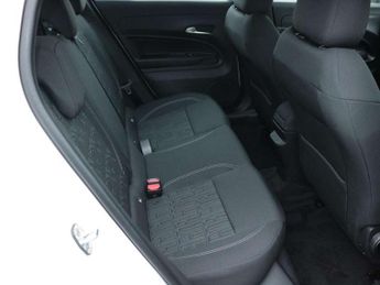 Fiat 600 1.2 Hybrid 48V 136 5dr eDCT-6