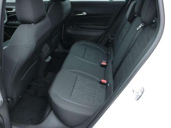 Fiat 600 1.2 Hybrid 48V 136 5dr eDCT-6