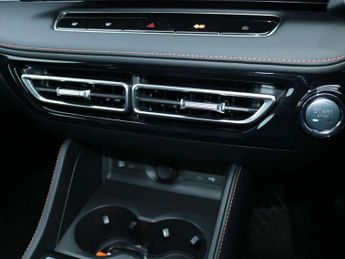 MG HS 1.5 T-GDI PHEV Trophy 5dr Auto