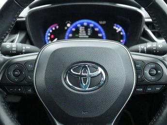 Toyota Corolla 1.8 VVT-i Hybrid Icon 5dr CVT
