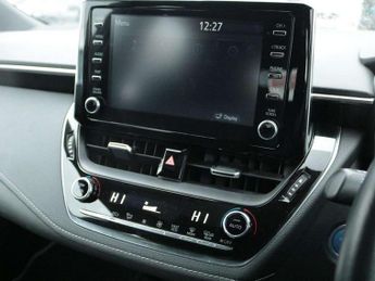 Toyota Corolla 1.8 VVT-i Hybrid Icon 5dr CVT