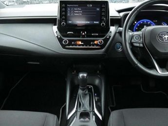 Toyota Corolla 1.8 VVT-i Hybrid Icon 5dr CVT