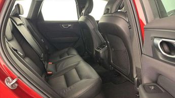 Volvo XC60 2.0 B4P Plus Dark 5dr Geartronic