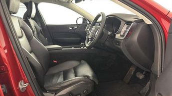Volvo XC60 2.0 B4P Plus Dark 5dr Geartronic