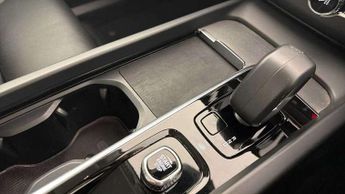 Volvo XC60 2.0 B4P Plus Dark 5dr Geartronic