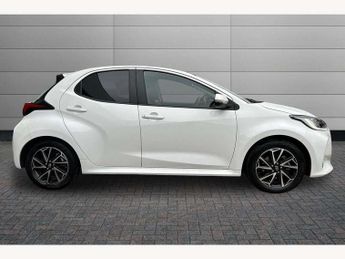 Toyota Yaris 1.5 Hybrid Design 5dr CVT