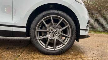 Land Rover Range Rover Velar 2.0 D200 MHEV Dynamic HSE 5dr Auto