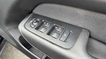 Volvo XC60 2.0 B5P R DESIGN 5dr AWD Geartronic