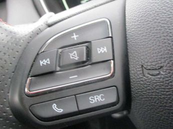 MG HS 1.5 T-GDI Exclusive 5dr DCT