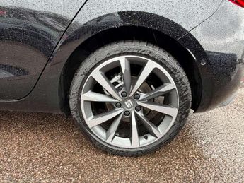 SEAT Leon 1.5 eTSI 115 FR Sport 5dr DSG [DAP]