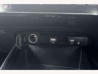 Kia Niro 1.6 GDi PHEV 3 5dr DCT