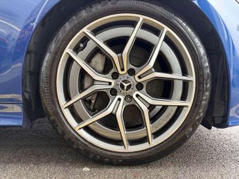 Mercedes-Benz E-Class Coupe E220d AMG Line Premium 2dr 9G-Tronic