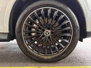 Mercedes-Benz GLC GLC 300e 4Matic Urban Edition 5dr 9G-Tronic