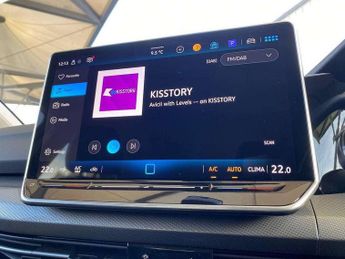 Volkswagen Golf 1.5 eTSI Style 5dr DSG