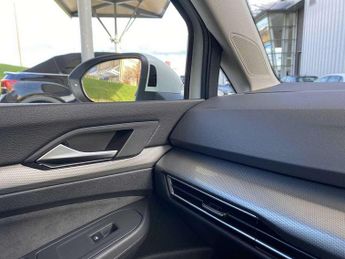 Volkswagen Golf 1.5 eTSI Style 5dr DSG