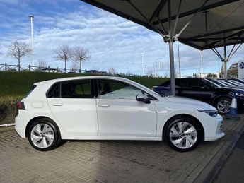 Volkswagen Golf 1.5 eTSI Style 5dr DSG