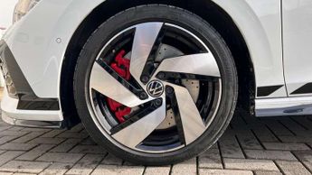 Volkswagen Golf GTI 2.0 TSI 300 GTI Clubsport 5dr DSG