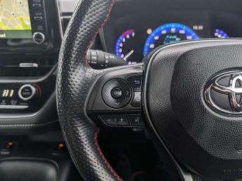 Toyota Corolla 1.8 VVT-i Hybrid GR Sport 5dr CVT