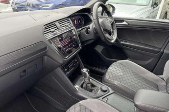 Volkswagen Tiguan 2.0 TDI 4Motion R-Line 5dr DSG