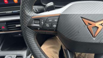 Cupra Formentor 1.4 eHybrid 204 V1 5dr DSG