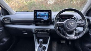 Toyota Yaris 1.5 Hybrid Design 5dr CVT