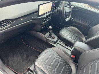 Ford Focus 1.0 EcoBoost Hybrid mHEV 155 ST-Line X 5dr Auto