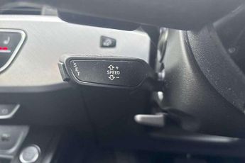 Audi A4 Avant 35 TDI Technik 5dr S Tronic