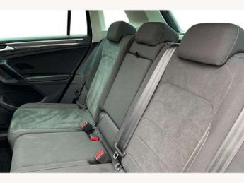 Volkswagen Tiguan 2.0 TDI Elegance 5dr DSG