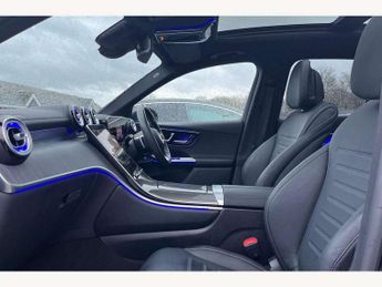 Mercedes-Benz GLC GLC 300 4Matic AMG Line Premium Plus 5dr 9G-Tronic