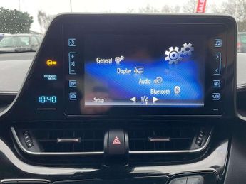 Toyota C-HR 1.8 Hybrid Icon 5dr CVT