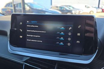 Peugeot 208 1.2 PureTech 130 Allure Premium 5dr EAT8