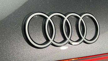 Audi Q5 2.0 TFSI e Quattro 299 S Line 5dr S Tronic