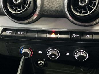 Audi Q2 35 TFSI Black Edition 5dr S Tronic