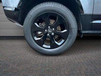 Land Rover Defender 3.0 D250 X-Dynamic HSE 90 3dr Auto