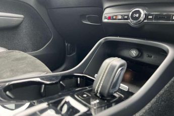 Volvo XC40 1.5 T3 [163] R DESIGN 5dr Geartronic