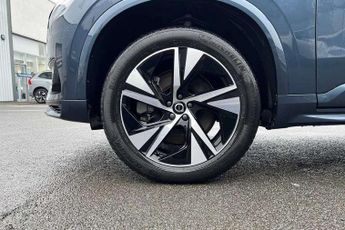 Volvo XC90 2.0 T8 Recharge PHEV R DESIGN 5dr AWD Auto