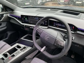 Vauxhall Grandland 1.2 Hybrid [136] Ultimate 5dr e-DCT6 [Pan Roof]