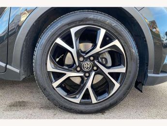 Toyota C-HR 1.8 Hybrid Design 5dr CVT