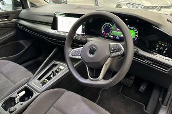 Volkswagen Golf 1.5 eTSI 150 Style 5dr DSG