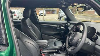 MINI Hatchback 5dr 2.0 Cooper S Exclusive 5dr Auto