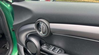 MINI Hatchback 5dr 2.0 Cooper S Exclusive 5dr Auto