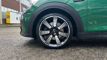 MINI Hatchback 5dr 2.0 Cooper S Exclusive 5dr Auto