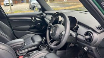 MINI Hatchback 5dr 2.0 Cooper S Exclusive 5dr Auto