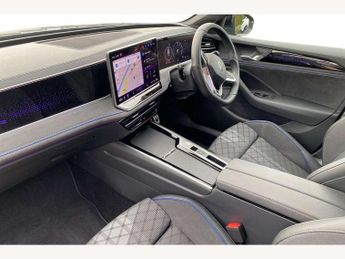 Volkswagen Passat Estate 1.5 TSI eHybrid R-Line 5dr DSG