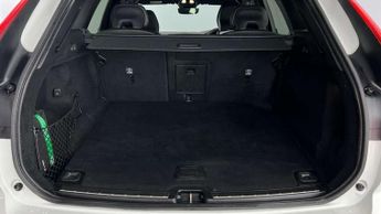 Volvo XC60 2.0 B4D R DESIGN 5dr AWD Geartronic