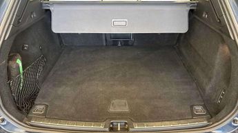 Volvo XC60 2.0 T8 [455] RC PHEV Ultimate Dark 5dr AWD Gtron