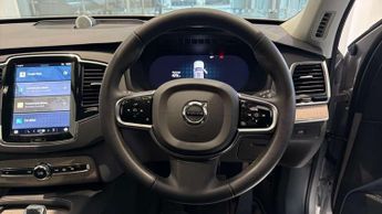 Volvo XC90 2.0 B5P Ultimate Dark 5dr AWD Geartronic